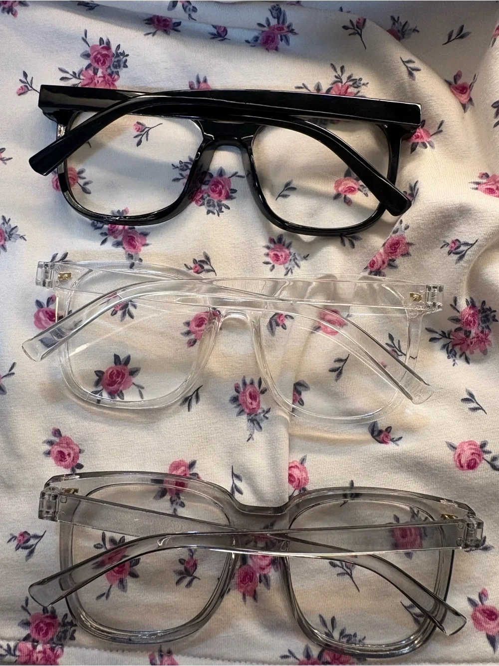 N/A three stylish